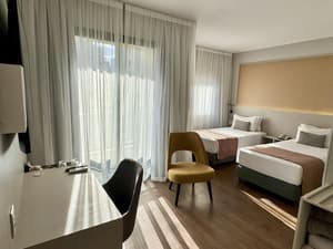 thumbnail: Room