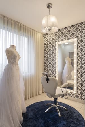 thumbnail: Indoor wedding