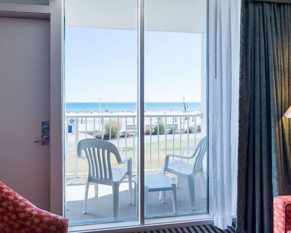 Beach/ocean view