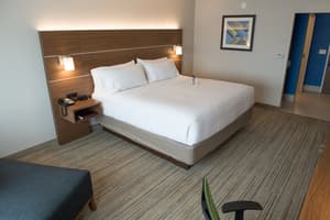 thumbnail: King Bed Guest Room