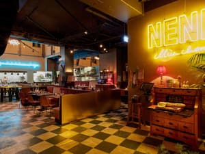 thumbnail: Restaurant