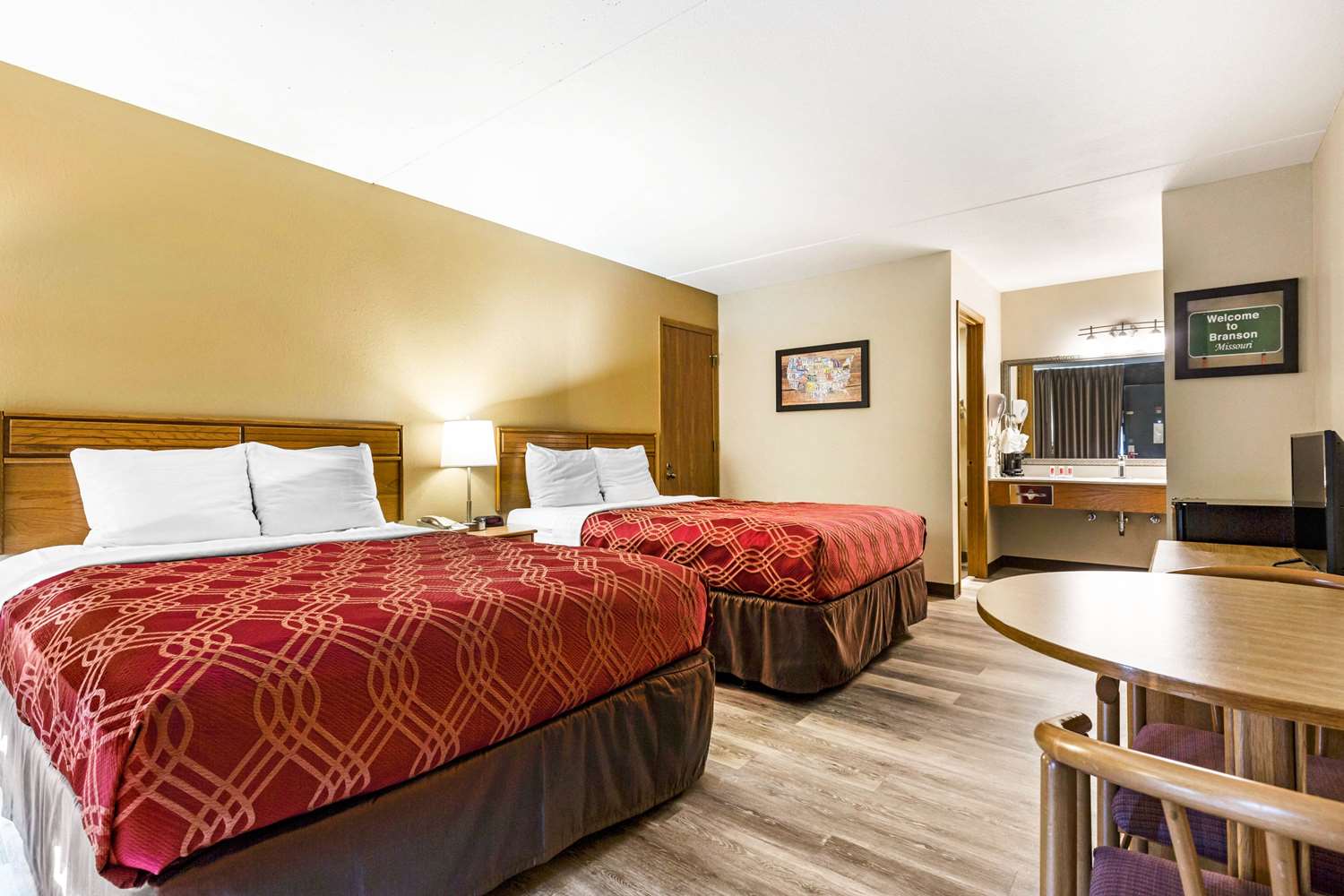 Spacious room with queen beds