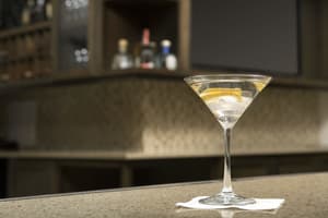 thumbnail: Bar (on property)
