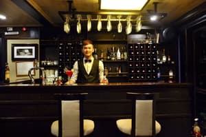 thumbnail: Bar (on property)