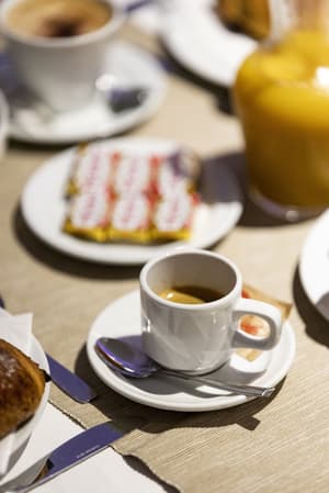 thumbnail: Coffee shop