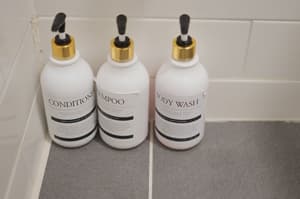 thumbnail: Bathroom amenities