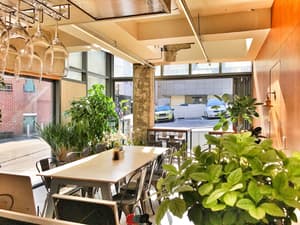 thumbnail: Restaurant