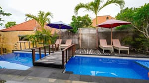 thumbnail: Private pool
