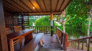 thumbnail: Terrace/patio