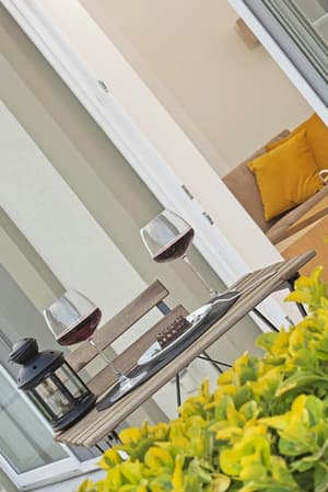 thumbnail: In-room dining