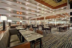 thumbnail: Restaurant