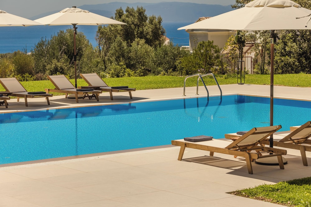 Infinity pool