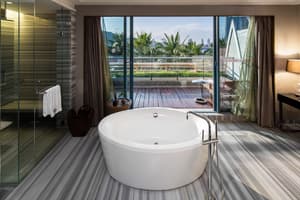 thumbnail: Bathroom amenities
