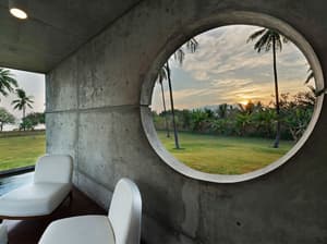 thumbnail: Interior detail
