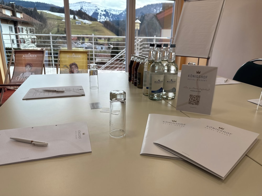 Meeting facility