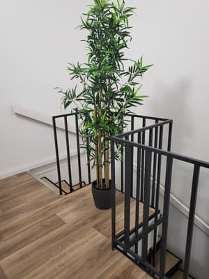 thumbnail: Interior entrance