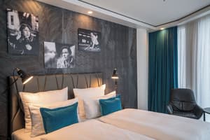 thumbnail: Room