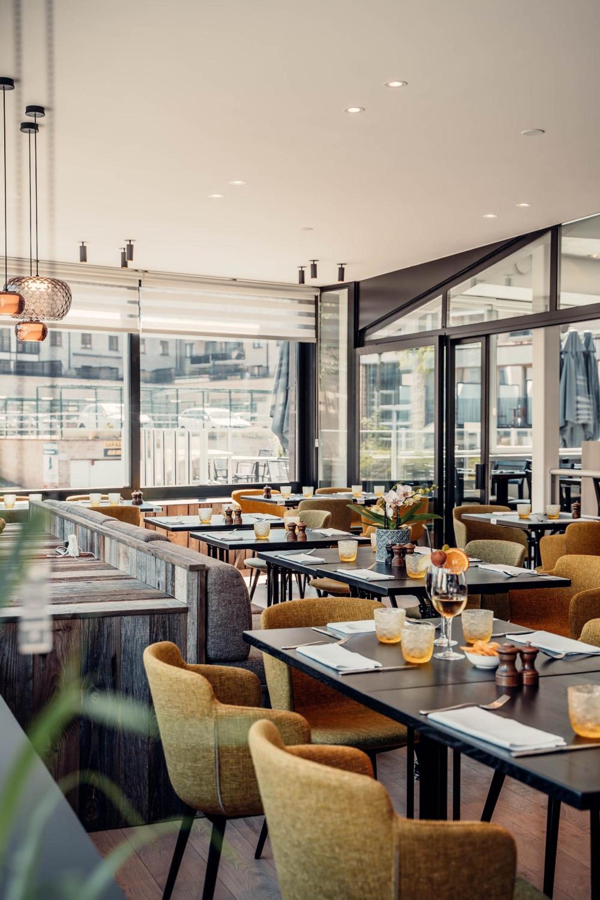 Restaurant-cafeteria