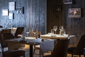 thumbnail: Restaurant