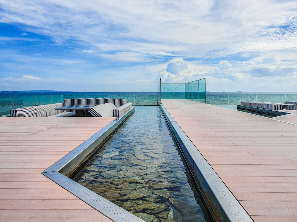 Dock