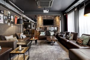 thumbnail: Lounge