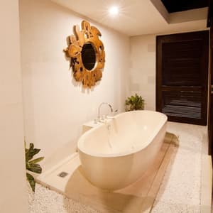 thumbnail: Bathroom shower