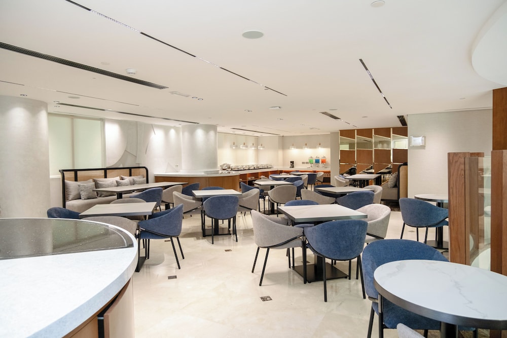 Restaurant-cafeteria