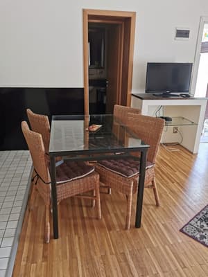 thumbnail: Interior detail