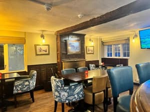 thumbnail: Bar (on property)