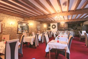 thumbnail: Restaurant