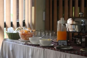 thumbnail: Breakfast area