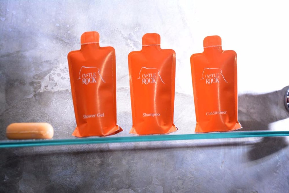 Bathroom amenities