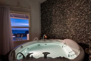 thumbnail: Jetted tub