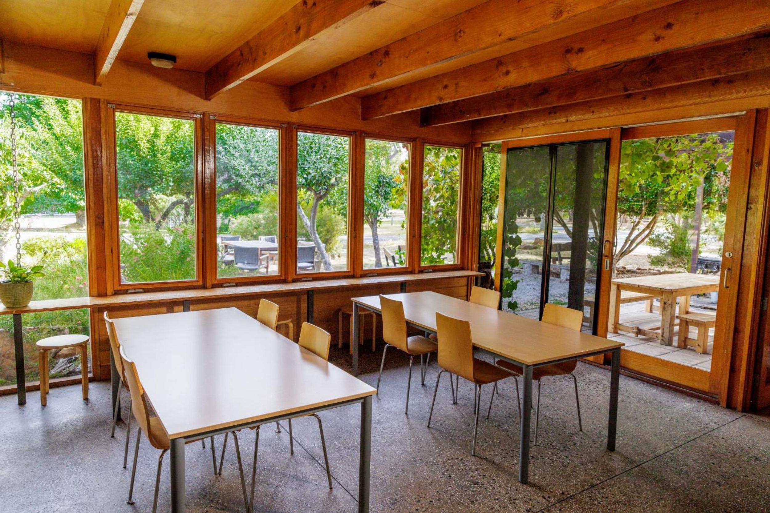 Restaurant-cafeteria