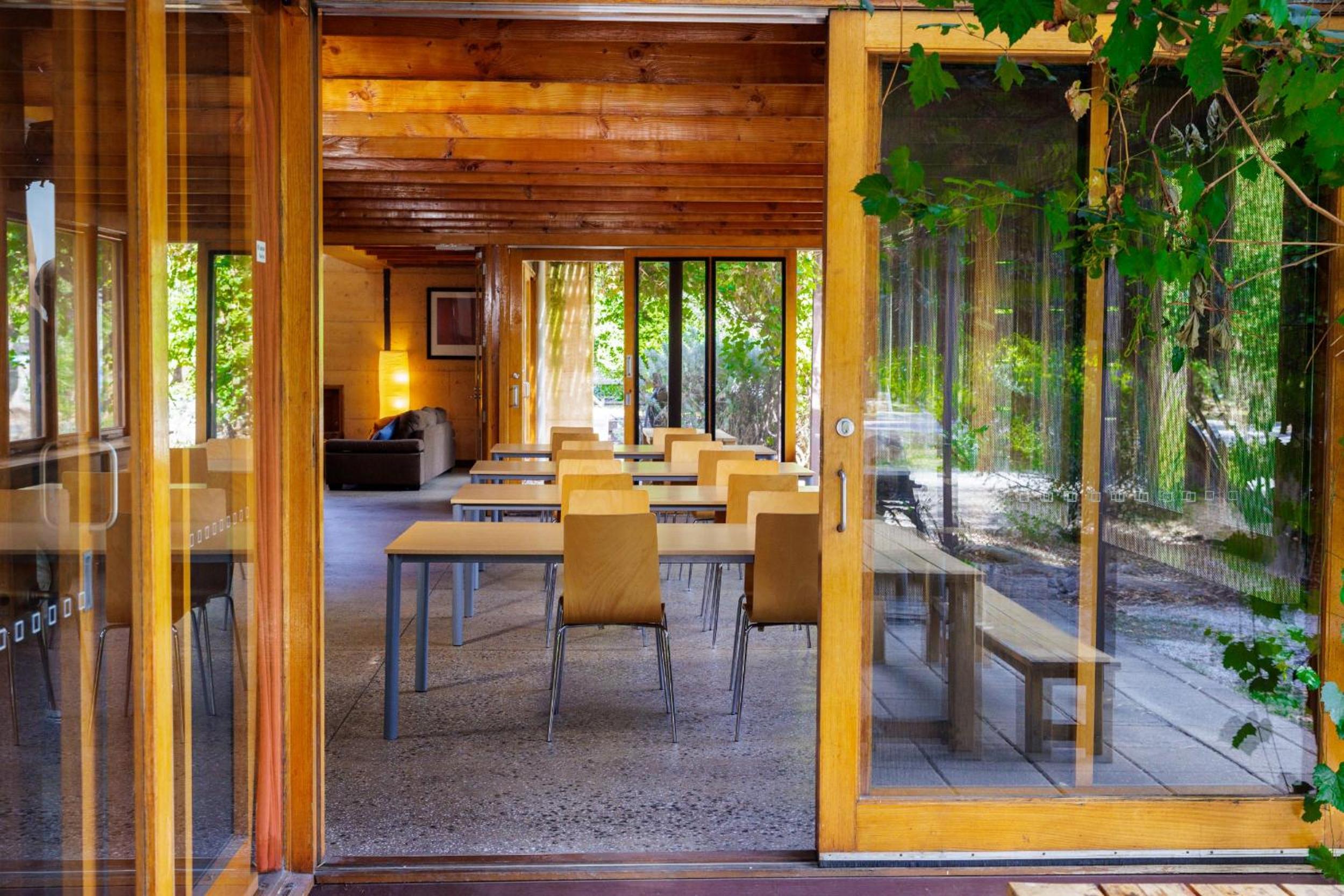 Restaurant-cafeteria