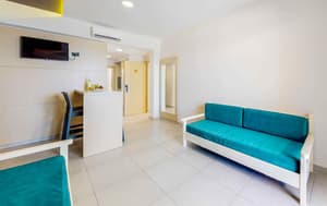 thumbnail: In-room dining