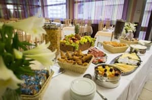thumbnail: Breakfast area