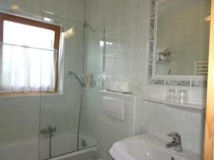 thumbnail: 51699156.jpg