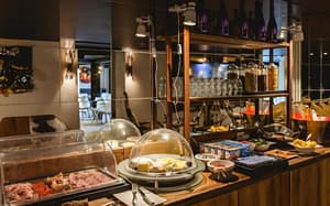 thumbnail: Breakfast buffet