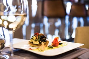 thumbnail: Restaurant