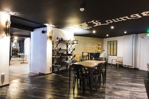 thumbnail: Restaurant