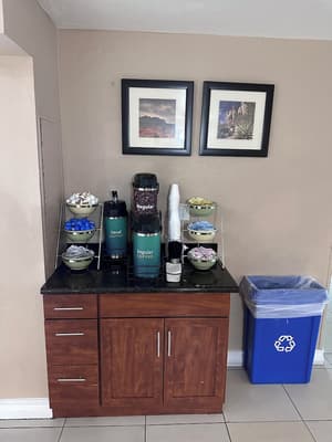 thumbnail: Coffee service