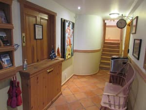 thumbnail: Interior entrance