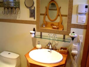 thumbnail: Bathroom