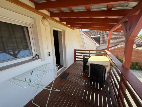 868219657.jpg