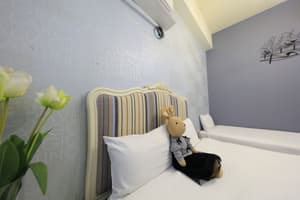 thumbnail: Room