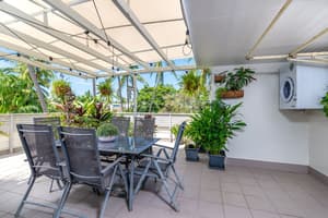 thumbnail: Front of property