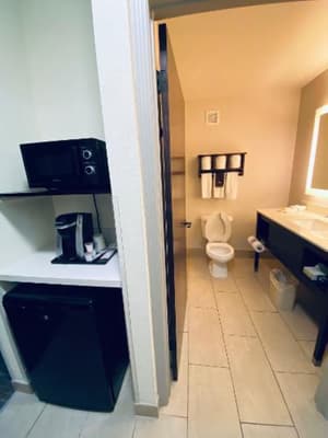 thumbnail: Bathroom