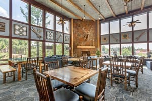 thumbnail: Breakfast area
