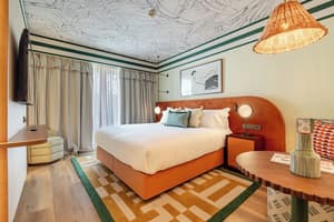 thumbnail: Room